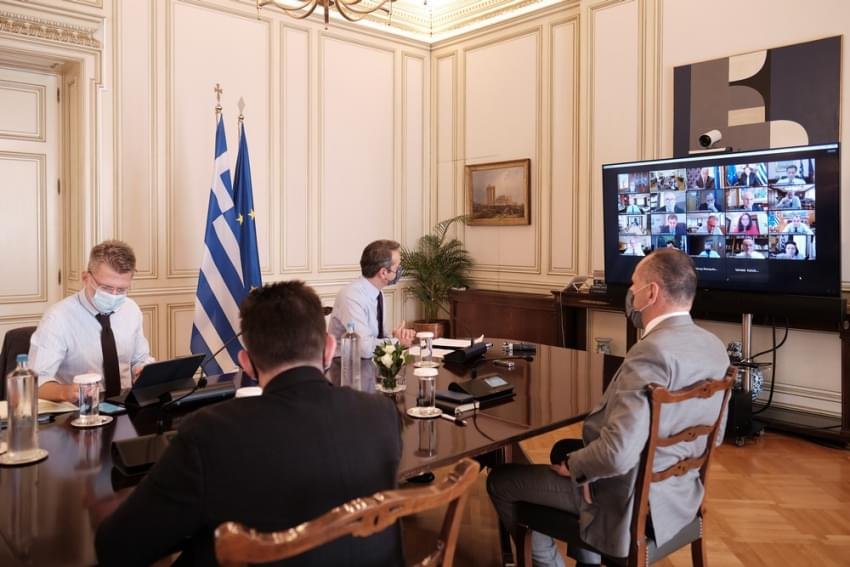 Λαρισα Νεα : Κορωνοϊοσ: τα νεα μετρα που ανακοινωθηκαν - lockdown στην ... _ Λίγο πριν τους 41 βαθμούς.